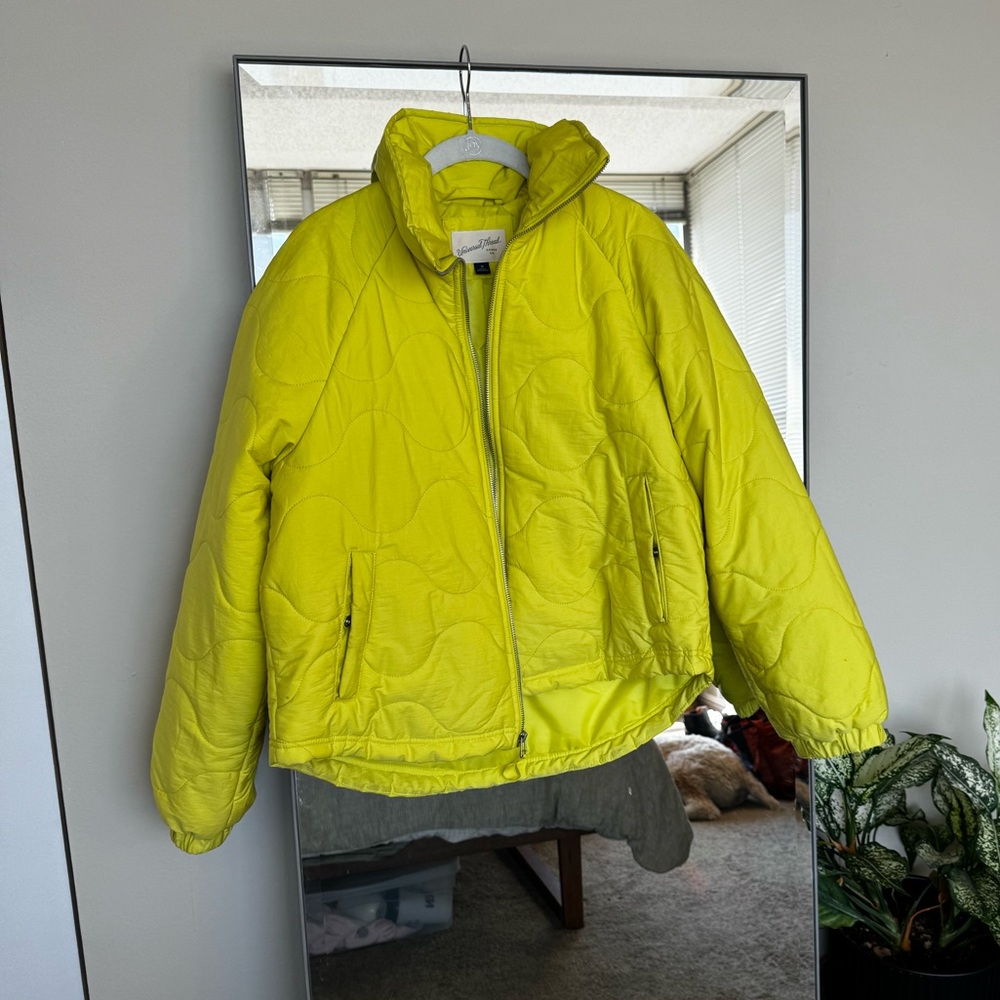 Yellow lightweight puff coat
